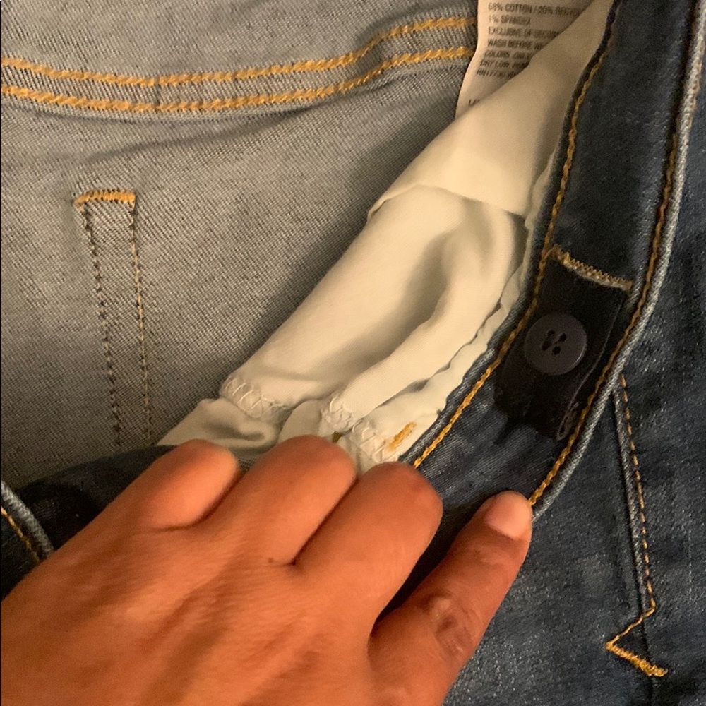 Levi's Light Blue Denim Jeans - Picture 8 of 8